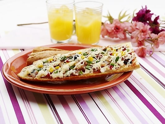 포토 JPG 스튜디오촬영 그릇 접시 꽃 음료 음식 빵 분홍색 디저트 실내 사람없음 장식 가로 노란색 보라색 주스 식탁보 바게트 오렌지주스 제빵 피자바게트 국내포토 식물 식기 컬러 피자 내부 제과제빵 과일주스 파일형식