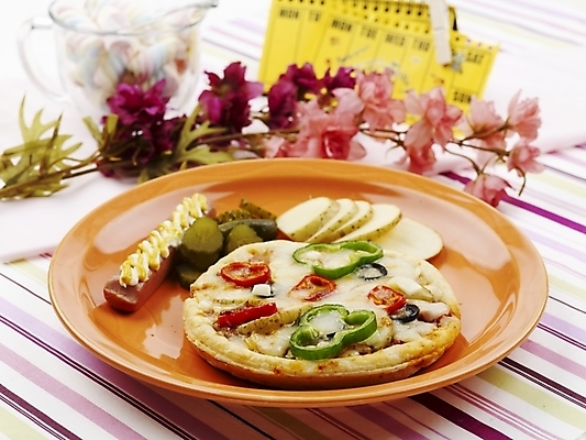 포토 JPG 스튜디오촬영 그릇 접시 꽃 음식 피망 감자 피자 서양음식 실내 사람없음 장식 가로 노란색 감자튀김 소시지 계획표 피클 마시멜로우 음식데코레이션 국내포토 식물 식기 컬러 채소 디저트 패스트푸드 내부 튀김 가공식품 계획 절임 파일형식