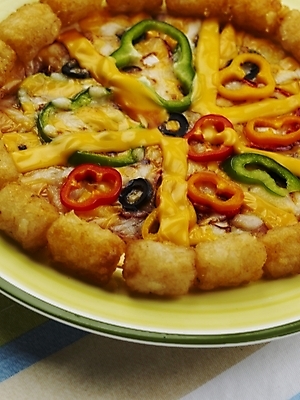 포토 JPG 스튜디오촬영 그릇 접시 음식 피자 서양음식 실내 근접촬영 사람없음 장식 세로 하이앵글 국내포토 식기 뷰포인트 패스트푸드 내부 파일형식