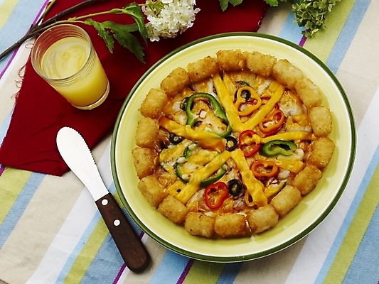 포토 JPG 스튜디오촬영 그릇 접시 꽃 음식 나비 피망 피자 서양음식 실내 근접촬영 사람없음 장식 가로 초록색 하이앵글 나이프 칼 오렌지주스 국내포토 식물 식기 뷰포인트 컬러 곤충 채소 패스트푸드 내부 과일주스 파일형식