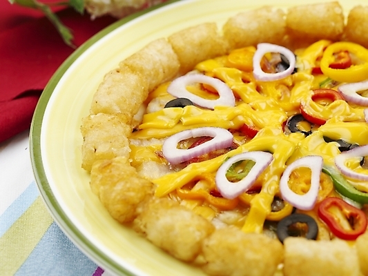 포토 JPG 스튜디오촬영 그릇 접시 음식 피망 피자 서양음식 실내 근접촬영 사람없음 장식 가로 초록색 노란색 검은색 국내포토 식기 뷰포인트 컬러 채소 패스트푸드 내부 파일형식