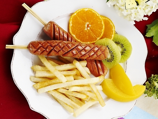 포토 JPG 스튜디오촬영 그릇 접시 음식 오렌지 과일 패스트푸드 실내 키위 근접촬영 사람없음 가로 하이앵글 감자튀김 소시지 안주 복숭아 국내포토 식기 뷰포인트 감자 내부 튀김 가공식품 인스턴트 파일형식