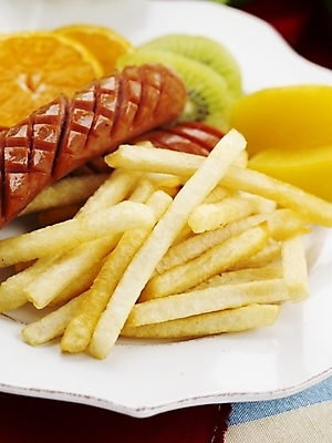 포토 JPG 스튜디오촬영 그릇 접시 음식 오렌지 과일 패스트푸드 실내 키위 근접촬영 사람없음 세로 감자튀김 소시지 안주 복숭아 국내포토 식기 뷰포인트 감자 내부 튀김 가공식품 인스턴트 파일형식