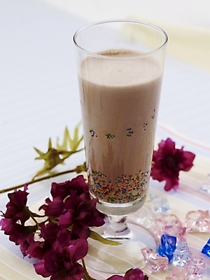 포토 JPG 스튜디오촬영 커피 음료 음식 잔 실내 근접촬영 사람없음 세로 얼음 아이스커피 국내포토 자연요소 식기 뷰포인트 내부 파일형식