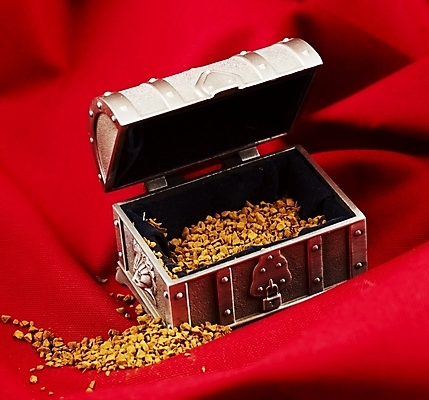 포토 JPG 스튜디오촬영 자물쇠 실내 사람없음 가로 빨간색 상자 직물 오픈 재산 천 오브젝트 보관함 금고 보물상자 보물 보안장치 보물함 국내포토 컬러 내부 금융 장비 보안 파일형식