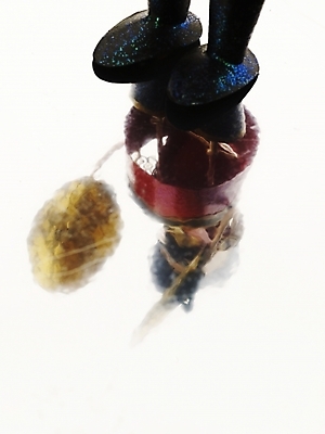 포토 JPG 스튜디오촬영 인형 실내 사람없음 장식 빨간색 세로 장난감 반사 금색 오브젝트 병정 국내포토 컬러 내부 파일형식