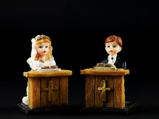 포토 JPG 스튜디오촬영 부부 기독교 종교 신부 인형 신랑 십자가 실내 누끼 사람없음 장식 가로 피규어 오브젝트 성경공부 국내포토 커플 결혼 내부 학습 미니어처 파일형식