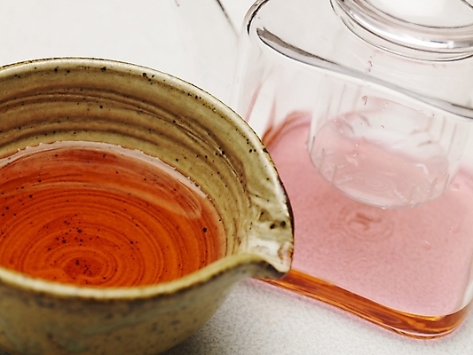 포토 JPG 스튜디오촬영 음료 음식 주전자 잔 실내 근접촬영 사람없음 컵 가로 차 찻잔 다기 유리주전자 국내포토 식기 뷰포인트 유리 주방용품 내부 다도 파일형식