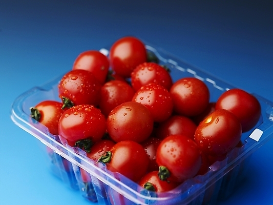 포토 JPG 스튜디오촬영 식물 그릇 음식 토마토 방울토마토 실내 근접촬영 사람없음 빨간색 농작물 신선 플라스틱 포장용기 국내포토 식기 뷰포인트 컬러 농업 채소 재질 포장재료 파일형식