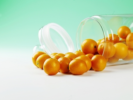 포토 JPG 스튜디오촬영 식물 음식 과일 유리병 실내 근접촬영 사람없음 가로 농작물 여러개 뚜껑 신선 병 금귤 국내포토 식기 뷰포인트 다수 농업 병_용기 귤 내부 파일형식