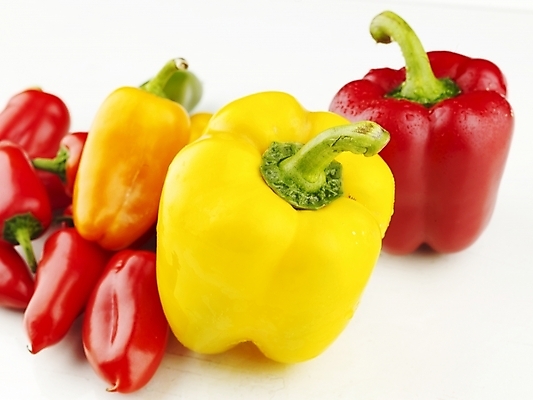 포토 JPG 스튜디오촬영 음식 채소 식재료 피망 파프리카 실내 근접촬영 사람없음 가로 빨간색 농작물 노란색 여러개 신선 국내포토 뷰포인트 컬러 다수 농업 파일형식