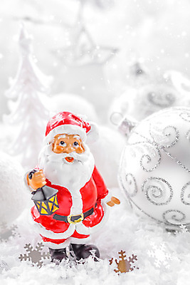 포토 JPG 해외이미지 디자인 계절 행복 별 백그라운드 크리스마스 겨울 공 새로움 기념 선물 사람없음 장식 빨간색 빛 산타클로스 축제 장식볼 흰색 축하 원형 눈송이 은색 12월 묘사 해외202004 해외포토 자연요소 도형 기념일 감정 컬러 컨셉 눈_날씨 날짜 파일형식