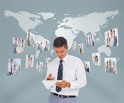 포토 JPG 해외이미지 백인 여자 남자 40대 중년 50대 세계지도 들기 여러명 상반신 20대 성인 앞모습 30대 태블릿 글로벌 스크린 터치 직장인 비즈니스맨 비즈니스우먼 직원 채용 내려보기 해외202004 해외포토 서양인 직업 뷰포인트 다수 지도 비즈니스 모션 사람 청년 장년 전자제품 스마트기기 세계 파일형식