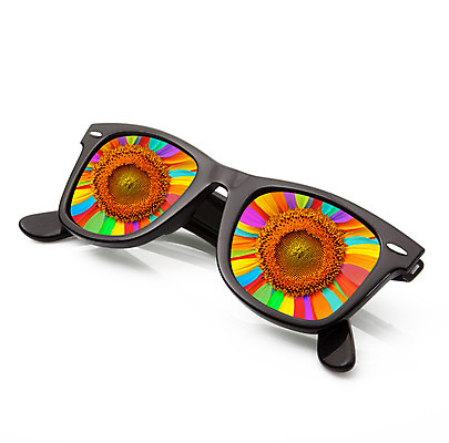 포토 JPG 해외이미지 드레스 꽃 안경 백그라운드 컨셉 무지개 자연 해바라기 사람없음 초록색 여름 선글라스 유행 어둠 흰색 화려 우아함 오브젝트 카메라렌즈 고립 스타일 해외202004 해외포토 자연요소 식물 잡화 옷 계절 컬러 카메라 생태계 파일형식