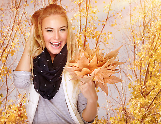 포토 JPG 해외이미지 나무 백인 모델 계절 공원 여자 행복 얼굴 단풍 잎 자연 날씨 한명 미소 사람 성인 야외 노란색 유행 기쁨 가을 화려 숲 10월 성인여자한명만 해외202004 해외포토 서양인 식물 1 공공시설 감정 컬러 컨셉 표정 신체부위 날짜 생태계 여자한명만 성인여자만 파일형식