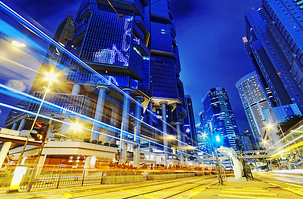 포토 JPG 해외이미지 도로 여행 백그라운드 이동 비즈니스 건축양식 교통시설 자국 모션 자동차 추상 조명 거리 버스 사람없음 야외 건물 빛 도시풍경 컬러풀 황혼 장비 도시 고가도로 고속도로 도심 야간 저녁 소프트포커스 교차로 속도 상업 바쁨 네온 장면 타운 방법 블러 선로 해외202004 해외포토 자연요소 건축물 건축 길 육상교통 컬러 교통 컨셉 무늬 대중교통 촬영기법 풍경 일몰 시설 파일형식