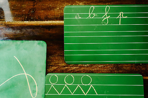 포토 JPG 해외이미지 학생 여자 교육 백그라운드 컨셉 텍스트 통신 교실 학교 수업 프레임 광고판 사람없음 초록색 학습 스터디 우주 검은색 쪽지 교사 칠판 공백 시험 흰색 기록 가르침 메시지 심볼 그림 분필 대학교 질감 옛날 중고 해외202004 해외포토 직업 컬러 알림판 사람 초크 판 파일형식