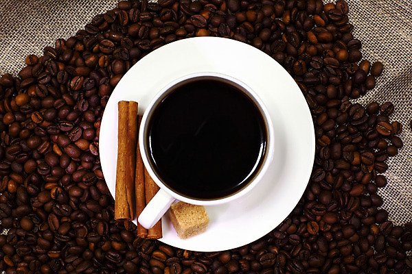 포토 JPG 해외이미지 접시 커피 음료 음식 탁자 따뜻함 사람없음 컵 갈색 검은색 거품 카페 머그컵 흰색 뜨거움 낟알 컵받침 카푸치노 에스프레소 모카 카페인 해외202004 해외포토 식기 컬러 가구 상점 받침대 파일형식