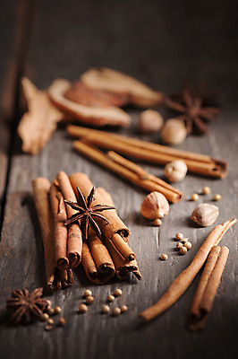 포토 JPG 해외이미지 음식 백그라운드 재료 탁자 건조 요리 사람없음 장식 갈색 주방 조미료 향신료 향 시나몬 해외202004 해외포토 컬러 가구 향미료 파일형식