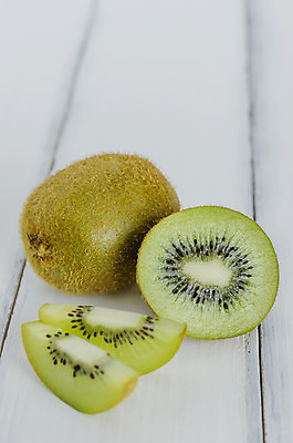 포토 JPG 해외이미지 조각 과일 키위 사람없음 슬라이스 해외202004 해외포토 파일형식