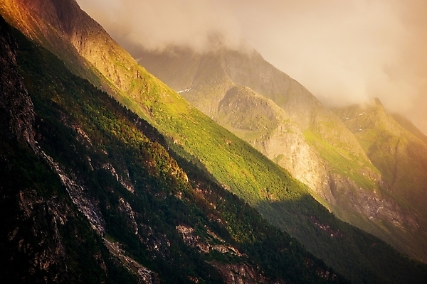 포토 JPG 해외이미지 유럽 자연 산 노르웨이 풍경 사람없음 야외 가로 정상 내추럴 뿌연 절정 해외202004 해외포토 나라 생태계 파일형식