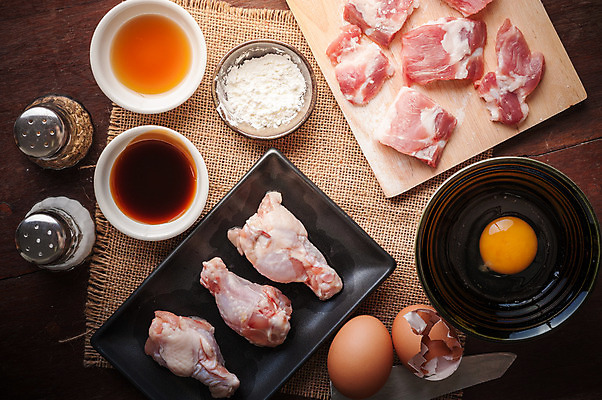 포토 JPG 해외이미지 음식 백그라운드 날개 재료 태국 돼지고기 요리 사람없음 목재 주방 식당 계란 요리사 식사 저녁식사 치킨 중국 수확 기구 신선 맛 연습 메뉴 준비 날것 레시피 바비큐립 처음 핸드메이드 맛있는 해외202004 해외포토 나무 직업 아시아 컨셉 농업 육류 상점 알 바비큐 닭고기요리 파일형식