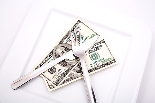 포토 JPG 해외이미지 접시 포크 컨셉 돈 사람없음 금융 경제 달러 미국 공백 저축 재산 칼 가격 가난 심볼 투자 욕심 대출 해외202004 해외포토 식기 북아메리카 비즈니스 파일형식