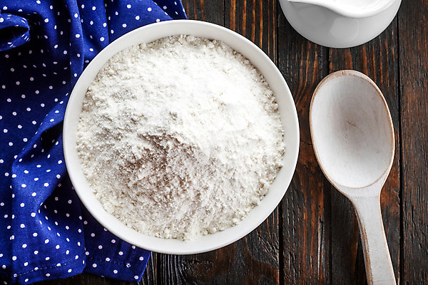 포토 JPG 해외이미지 음식 백그라운드 재료 탁자 요리 사람없음 목재 갈색 쌓기 주방 숟가락 흰색 기구 사발 가루 준비 유기농 날것 반죽 밀가루 밀가루반죽 통밀 해외202004 해외포토 나무 웰빙 컬러 가구 모션 수저 사기그릇 밀 파일형식