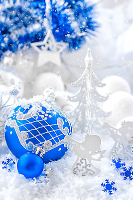 포토 JPG 해외이미지 디자인 계절 행복 별 백그라운드 크리스마스 겨울 공 천사 새로움 기념 선물 사람없음 장식 파란색 빛 축제 장식볼 흰색 축하 원형 눈송이 은색 12월 해외202004 해외포토 자연요소 도형 기념일 감정 컬러 컨셉 눈_날씨 날짜 파일형식
