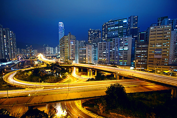 포토 JPG 해외이미지 산업 아시아 도로 이동 건축양식 교통시설 모션 자동차 추상 거리 풍경 사람없음 야외 건물 파란색 빛 도시풍경 컬러풀 탑 고층빌딩 황혼 일몰 도시 고가도로 도심 야간 저녁 속도 네온 장면 지역 타운 대도시 홍콩 방법 블러 해외202004 해외포토 자연요소 건축물 건축 나라 길 육상교통 컬러 교통 컨셉 무늬 빌딩 노을 중국 고속도로 시설 파일형식