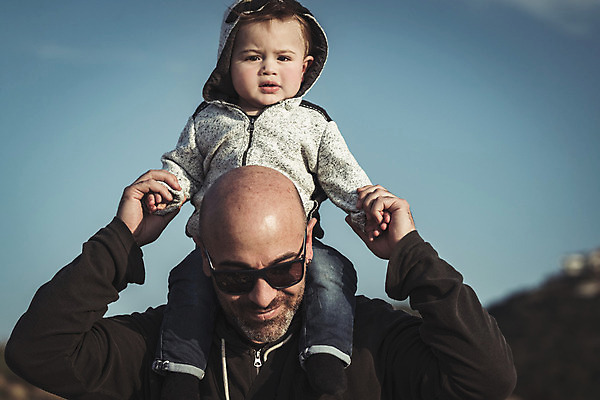 포토 JPG 해외이미지 백인 라이프스타일 공원 남자 행복 아들 어린이 가족 놀이 하늘 함께함 사랑 사람 앉기 소년 야외 두명 부모 유행 맑음 봄 산책 가을 아기 아빠 승차 작음 어깨 적재 걸음마 해외202004 해외포토 서양인 계절 공공시설 감정 컨셉 관계 모션 날씨 휴식 생활 신체부위 크기 파일형식