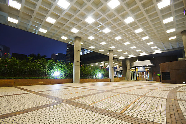 포토 JPG 해외이미지 디자인 비즈니스 건축양식 유리 지붕 미래 사람 사람없음 내부 건물 빛 사무실 평화 도시 오픈 대리석 철강 해외202004 해외포토 건축물 건축 컨셉 재료 재질 파일형식