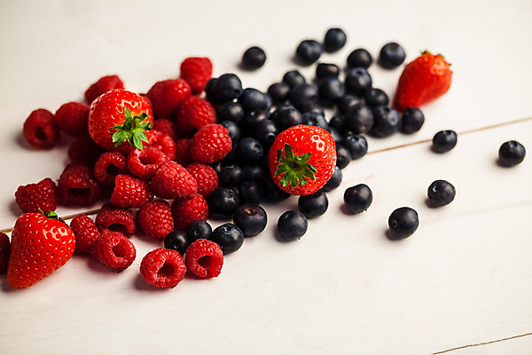 포토 JPG 해외이미지 딸기 사람없음 달콤 블루베리 산딸기 해외202004 해외포토 과일 맛 파일형식