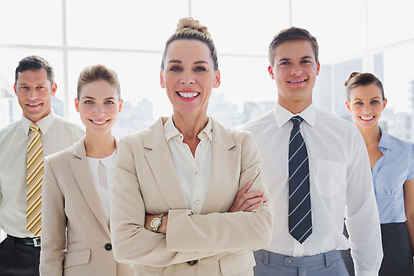 포토 JPG 해외이미지 서양인 외국인 백인 여자 남자 40대 중년 비즈니스 직장 함께함 실내 서기 여러명 20대 성인 사무실 직장인 비즈니스맨 비즈니스우먼 자신감 대표 동료 직원 리더 해외202004 해외포토 직업 감정 다수 컨셉 회사 관계 모션 사람 인종 청년 내부 파일형식