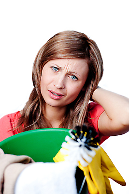 포토 JPG 해외이미지 백인 백그라운드 가사 가정 한명 웃음 기쁨 청소 만족 주부 카피스페이스 해외202004 해외포토 서양인 1 감정 표정 사람 공백 파일형식