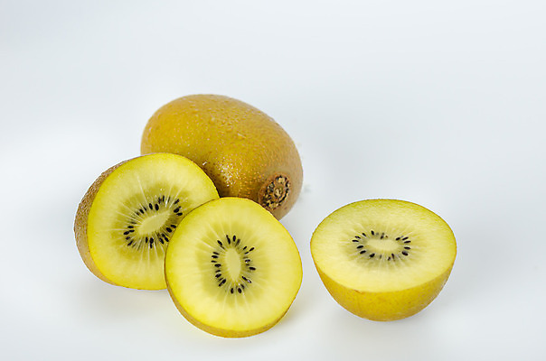 포토 JPG 해외이미지 조각 과일 키위 사람없음 흰배경 슬라이스 해외202004 해외포토 백그라운드 흰색 파일형식