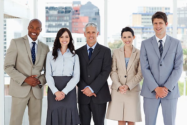 포토 JPG 해외이미지 서양인 외국인 백인 손 여자 남자 40대 중년 백그라운드 비즈니스 사업가 직장 함께함 실내 서기 정장 여러명 20대 성인 30대 사무실 검은색 업무 비즈니스맨 비즈니스우먼 자신감 대표 동료 직원 리더 건너기 경영 해외202004 해외포토 직업 옷 감정 컬러 다수 컨셉 회사 관계 모션 사람 인종 청년 내부 신체부위 장년 작업 직장인 파일형식