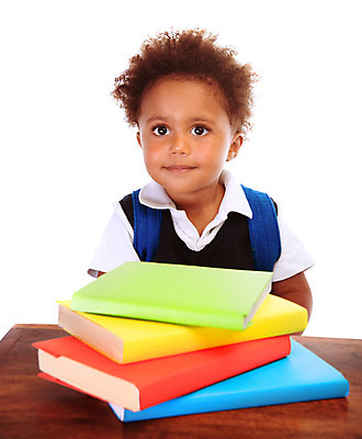 포토 JPG 해외이미지 학생 교육 남자 어린이 남학생 백그라운드 학교 수업 책가방 한명 사람 소년 책 학습 스터디 쌓기 유치원 흰색 아기 도서관 스마트 책상 신학기 교과서 성적 문학 고립 초보 해외202004 해외포토 1 컬러 가구 컨셉 가방 모션 교재 파일형식