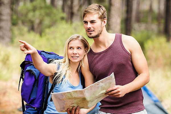 포토 JPG 해외이미지 백인 라이프스타일 손 커플 여자 남자 행복 지도 배낭 손가락 자연 휴가 함께함 텐트 20대 성인 야외 두명 독서 캠핑 자유 시골 가리킴 숲 캠핑장 사인 보여주기 성인만 해외202004 해외포토 서양인 감정 컨셉 가방 관계 모션 레저 캠핑도구 사람 손짓 청년 생활 신체부위 생태계 파일형식