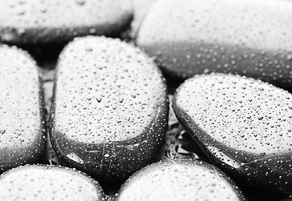 포토 JPG 해외이미지 백그라운드 컨셉 사람없음 물 쌓기 검은색 스파 젖음 조약돌 물방울 해외202004 해외포토 자연요소 컬러 모션 돌_바위 파일형식