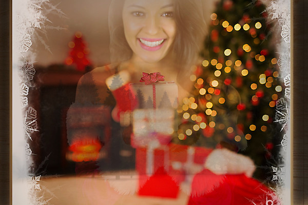 포토 JPG 해외이미지 라이프스타일 여자 노년 행복 크리스마스 겨울 거실 창문 가정 청소년 유리 아파트 주택 선물 한명 장식 빨간색 상자 소파 크리스마스트리 섹시 산타클로스 축제 흰색 축하 소프트포커스 벽난로 전나무 노인남자한명만 혼혈 해외202004 해외포토 나무 1 계절 기념일 감정 컬러 컨셉 의자 재질 촬영기법 사람 성인 건물 생활 다문화 남자한명만 노인남자만 파일형식