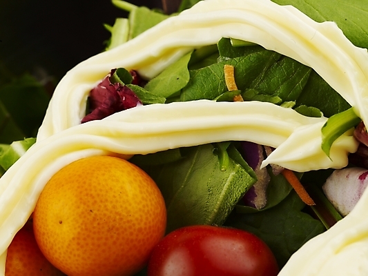 포토 JPG 스튜디오촬영 웰빙 음식 토마토 채소 과일 방울토마토 서양음식 실내 근접촬영 사람없음 장식 가로 샐러드 소스 금귤 마요네즈 웰빙음식 국내포토 뷰포인트 귤 내부 양념 소스_음식 건강식 파일형식