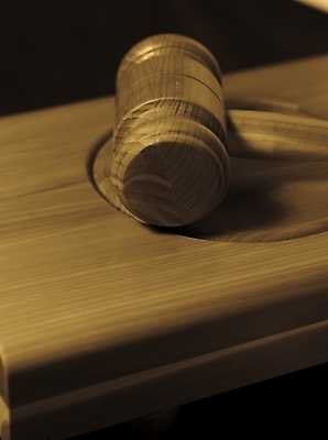 포토 JPG 스튜디오촬영 실내 근접촬영 사람없음 세로 오브젝트 의사봉 세피아 국내포토 뷰포인트 촬영기법 내부 파일형식