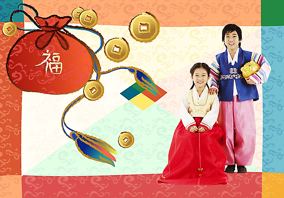 PSD 편집이미지 한국전통 여자 명절 남자 어린이 가족 새해 복주머니 남매 사람 소녀 소년 두명 10대 친구 설날 돼지저금통 한복 디지털합성 엽전 색동 십대만 이미지편집 전통 기념일 관계 청소년 전통소품 한국 동전 저금통 전통의상 파일형식