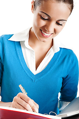 포토 JPG 해외이미지 학생 라이프스타일 여자 행복 종이 포즈 백그라운드 학교 한명 서기 미소 사람 20대 파란색 스터디 펜 흰색 표현 기록 잡기 우아함 대학교 폴더 고립 해외202004 우호적 해외포토 1 교육 감정 컬러 컨셉 모션 표정 청년 생활 학습 필기구 파일 파일형식