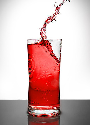 포토 JPG 해외이미지 안경 물결 음료 파도 백그라운드 이동 컨셉 유리 표면 추상 사람없음 빨간색 물 얼음 거품 흐름 마시기 흰색 신선 칵테일 투명 액체 그룹 떨어짐 분무기 내추럴 스플래쉬 해외202004 채우기 얼림 해외포토 자연요소 잡화 바다 컬러 무늬 모션 재질 주류 파일형식