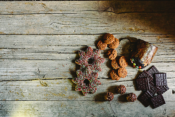 포토 JPG 해외이미지 커피 음식 조각 백그라운드 날씨 디저트 사람없음 목재 갈색 쌓기 쿠키 과자 케이크 초콜릿 검은색 어둠 빵집 대접 바 달콤 맛 작음 굽기 정사각형 충동구매 단절 미니 브라우니 시나몬 옛날 콩고 페스츄리 핸드메이드 카피스페이스 맛있는 해외202004 해외포토 도형 나무 음료 빵 컬러 컨셉 재료 모션 아프리카 쇼핑 상점 공백 크기 구이 과소비 파일형식