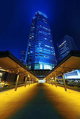 포토 JPG 해외이미지 아시아 도로 선 여행 백그라운드 이동 비즈니스 건축양식 교통시설 모션 자동차 거리 버스 사람없음 건물 파란색 빛 도시풍경 지구본 중국 어둠 황혼 새벽 운전 도시 도심 야간 저녁 소프트포커스 속도 장면 타운 홍콩 블러 해외202004 해외포토 자연요소 건축물 건축 나라 길 육상교통 컬러 교통 컨셉 대중교통 촬영기법 풍경 일몰 시설 파일형식