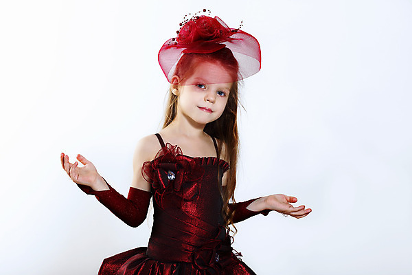 포토 JPG 해외이미지 백인 1 그릇 여자 꽃 행복 감정 음료 어린이 음식 백그라운드 탁자 휴가 기념 선물 한명 미소 사람 동양인 인종 파티 과자 케이크 희망 카페 기쁨 흰색 축하 생일 달콤 먹기 크림 동쪽 고립 맛있는 해외202004 해외포토 서양인 식물 식기 기념일 컬러 가구 컨셉 모션 디저트 표정 이벤트 상점 맛 방향 파일형식