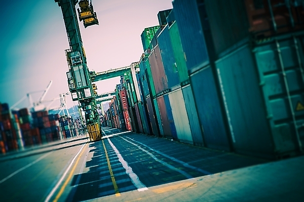 포토 JPG 해외이미지 산업 바다 회사 비즈니스 교통시설 항해 사람없음 가로 항구 화물 상품 컨테이너 조선소 함선 상업 리프트 짐차 포트 트레일러 물류 로딩 분배 수입 해외202004 해외포토 교통 배_교통 자동차 운송업 시설 파일형식